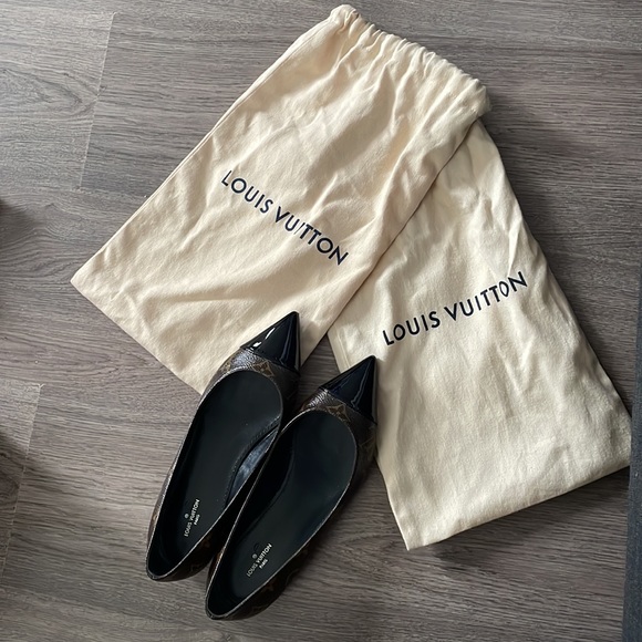 Louis Vuitton Black Cherie Flats